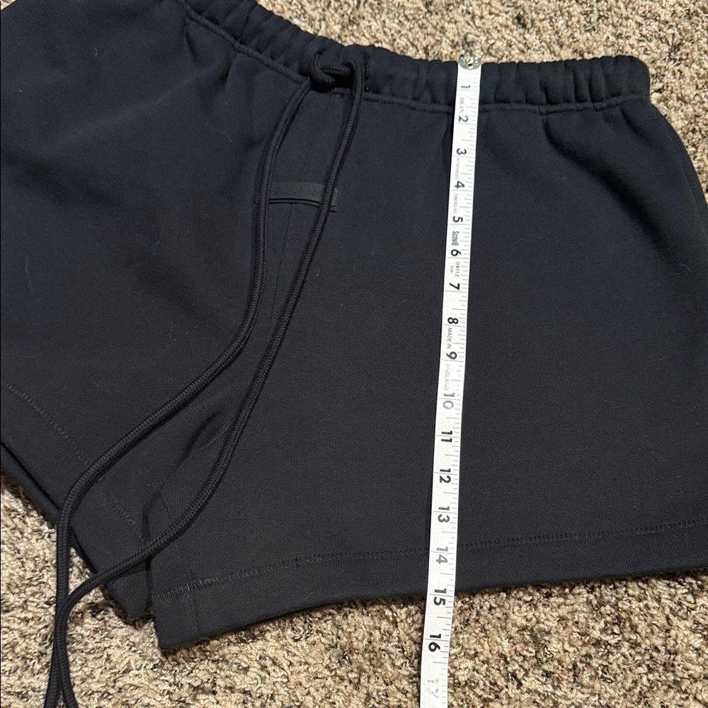 Fear of God ESSENTIALS Jet Black Fleece Running Shorts - new with tags - Picture 8 of 11